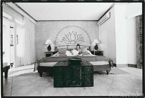 Paradise Cove Hotel & Spa 7